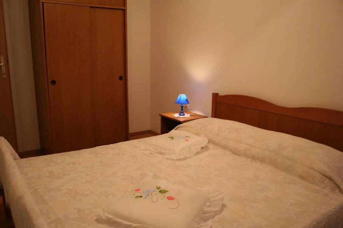 Apartments Susy 풀라 0*,  크로아티아