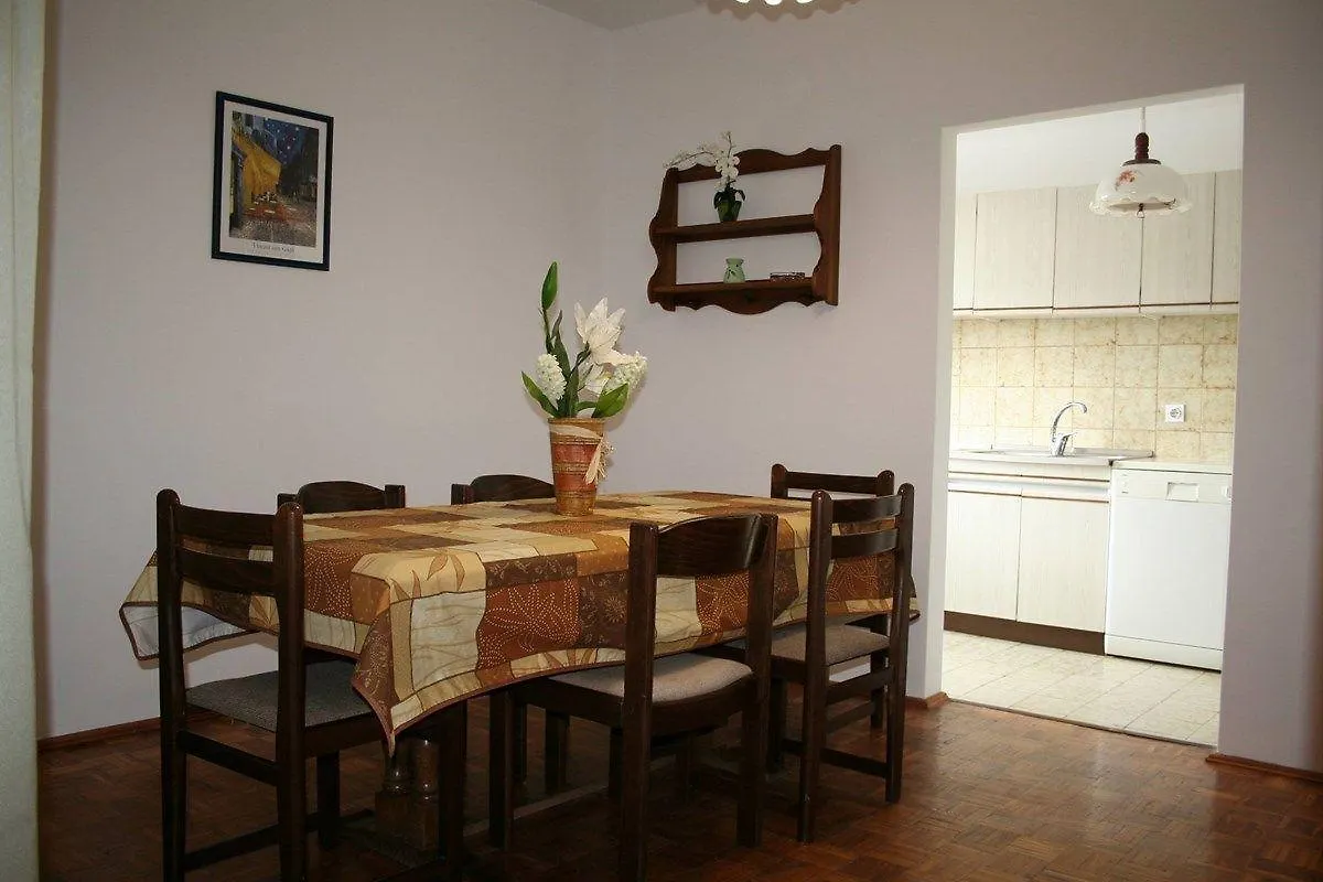 Apartments Susy Pula